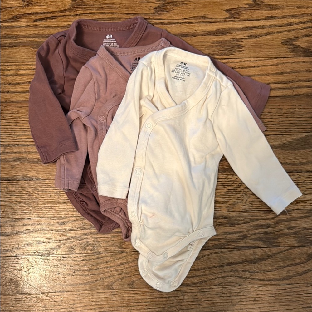 H&M Baby Wrap Bodysuits in Cream and Purple Set